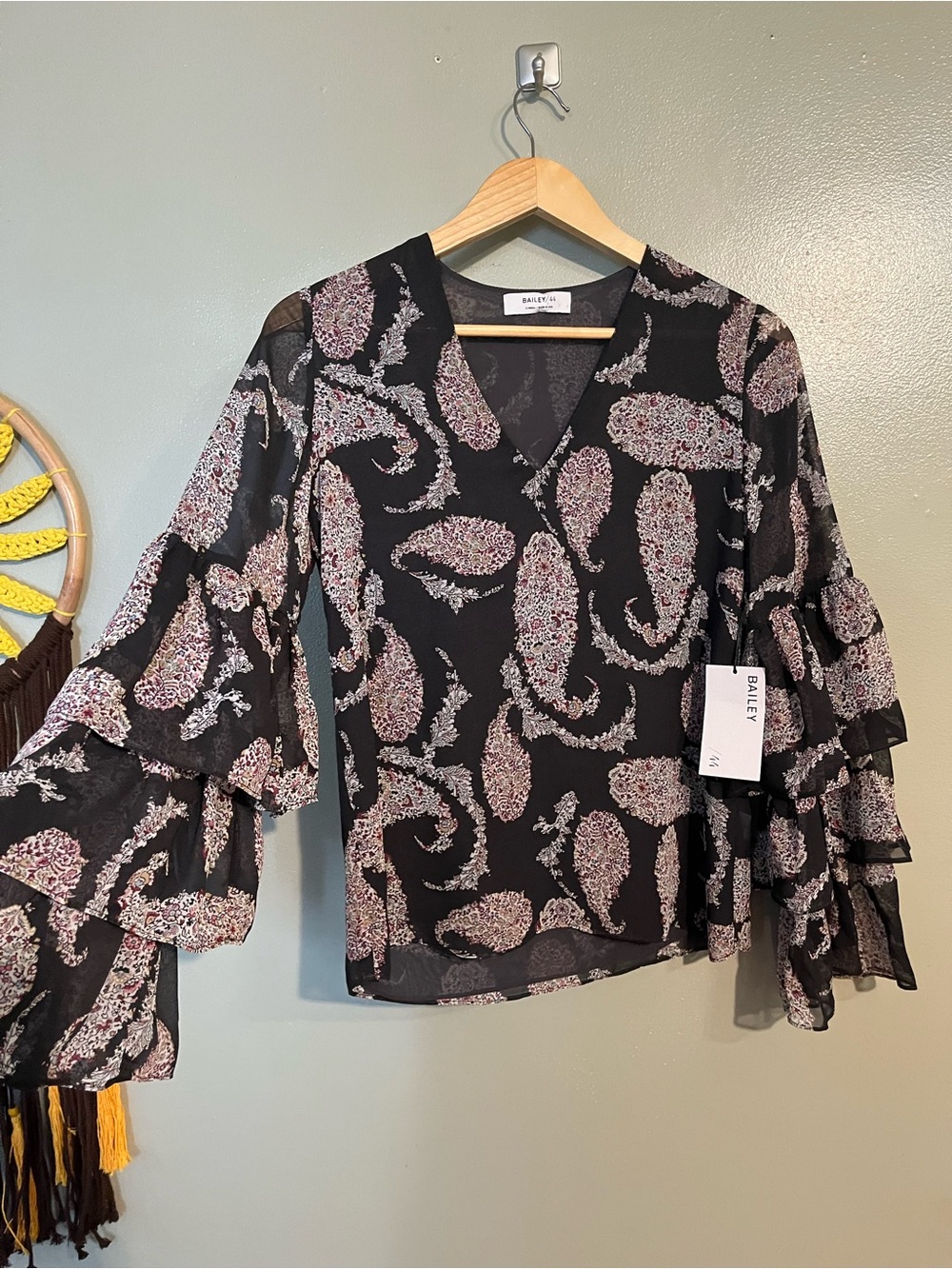 Bailey 44 Black Paisley Ruffle Sleeve V-Neck Blouse Fall XS NWT